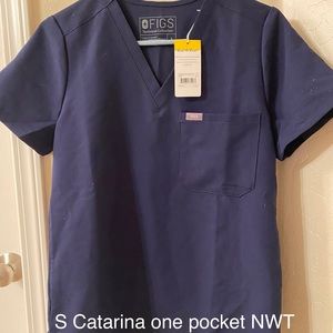FIGS size small Catarina one pocket NWT